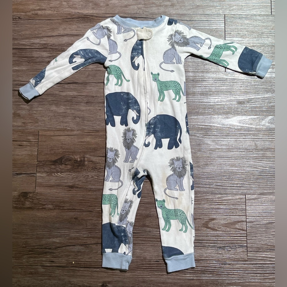 🛹 3 for $10
Pajamas - Animal Print One Piece - Blue and Gray